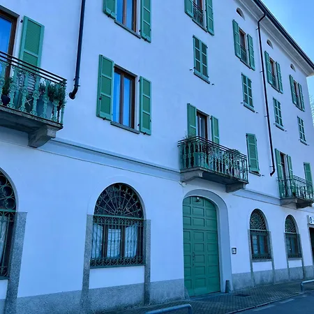 Promenade & Lakefront Apartman Bellano